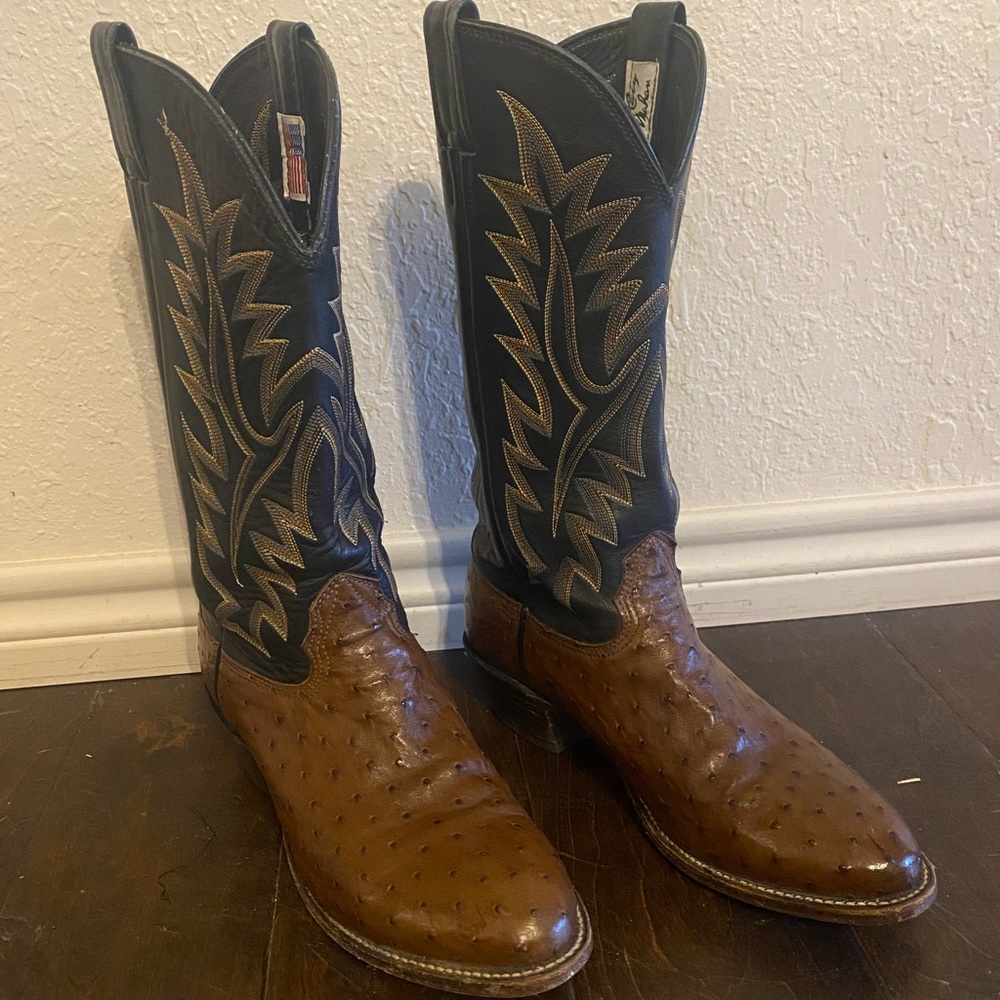 Larry Mahan Men’s Genuine Ostrich and Leather Cowboy Boots